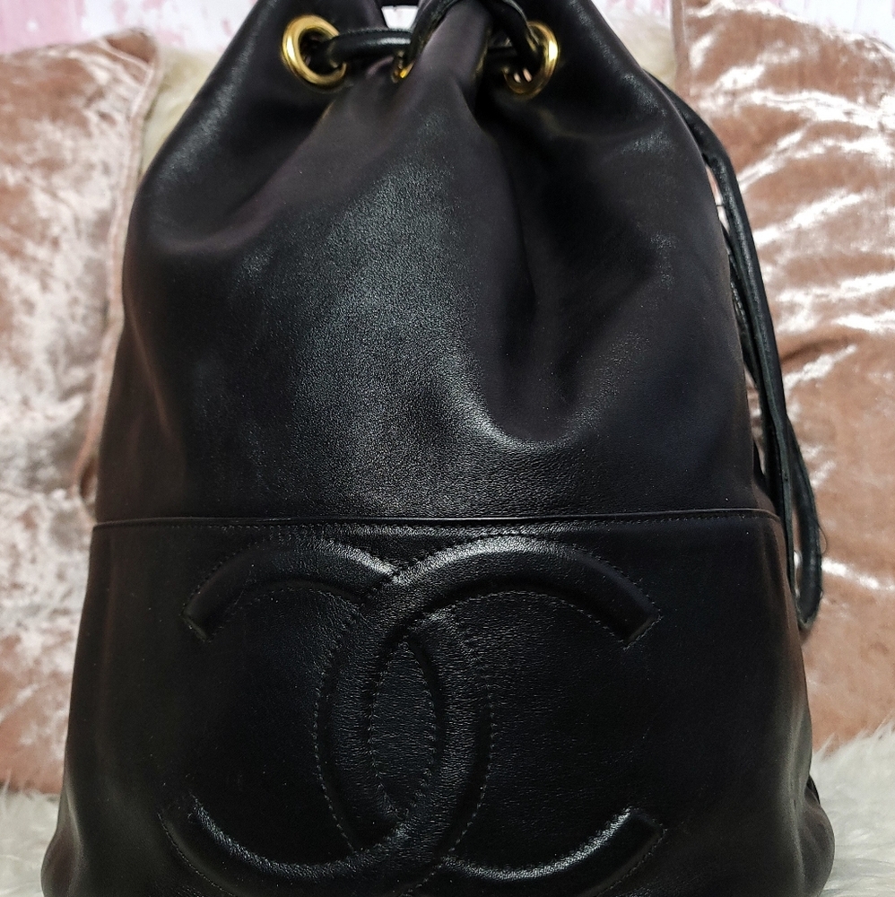 Large CHANEL Lambskin Bucket Bag